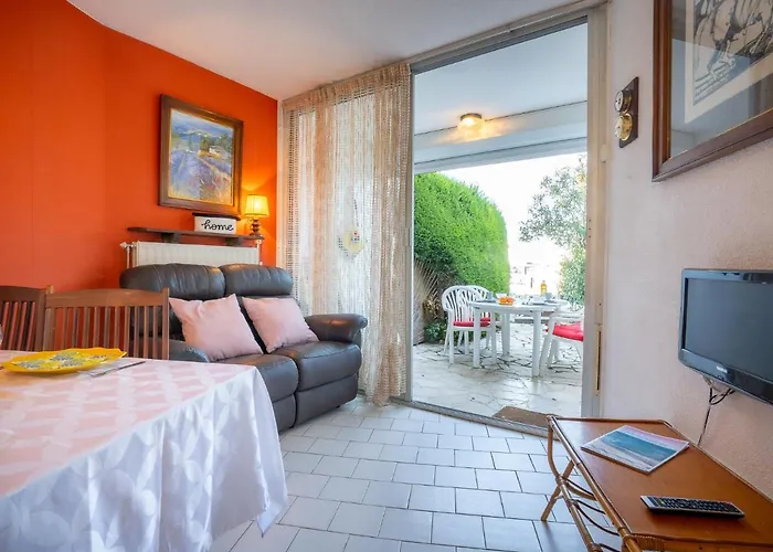 Port Nautile-1 By Interhome Vakantiehuis Le Grau-du-Roi